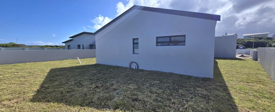 5 Bedroom Property for Sale in Kleinbaai Western Cape